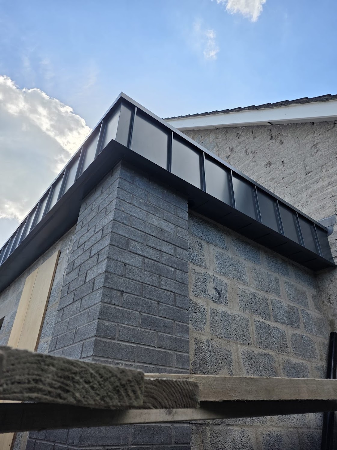 ral 7016 standing seam